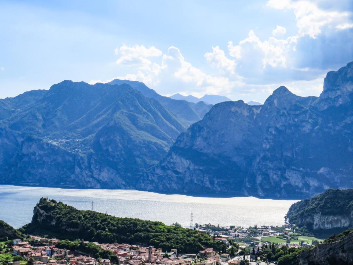 Gasthaus Casa San Tome Torbole Sul Garda Exterior foto